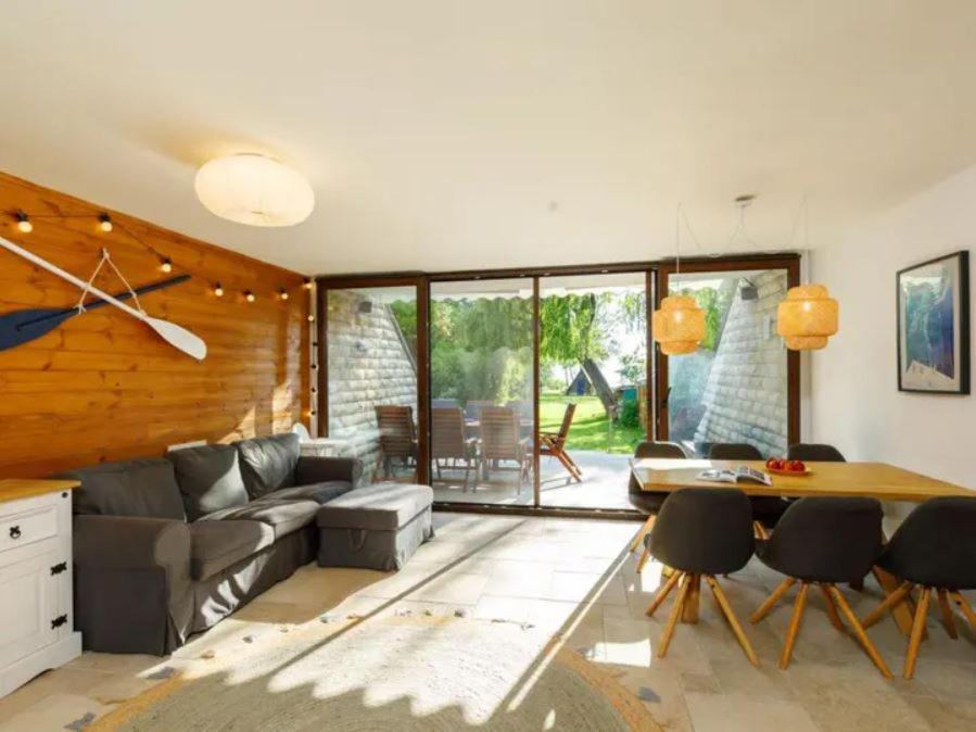 Green Lake House - Private Beach At Balaton วาลาโตนาคารัทยา ภายนอก รูปภาพ