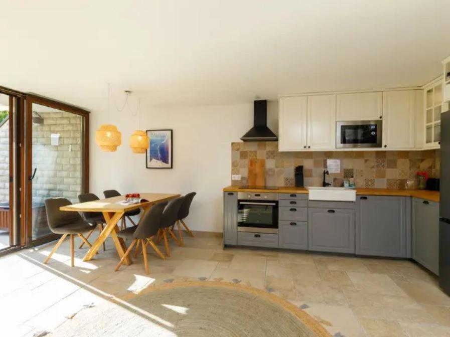 Green Lake House - Private Beach At Balaton วาลาโตนาคารัทยา ภายนอก รูปภาพ