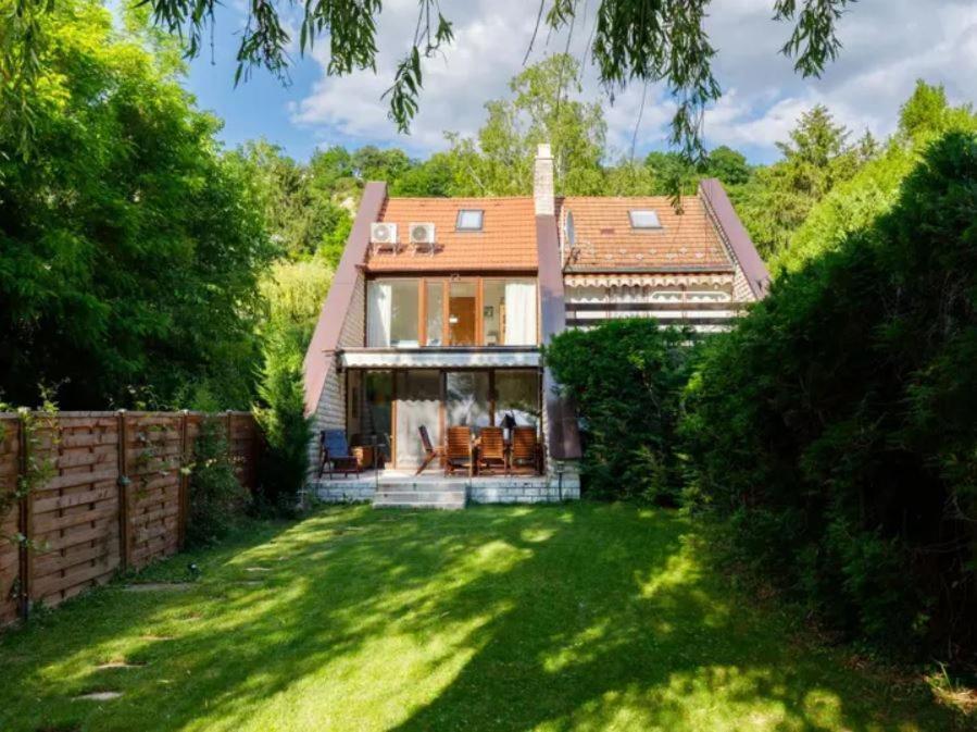 Green Lake House - Private Beach At Balaton วาลาโตนาคารัทยา ภายนอก รูปภาพ